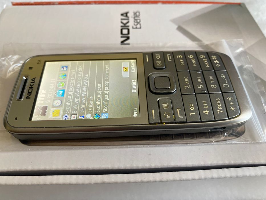 Nokia E52 - pełny zestaw