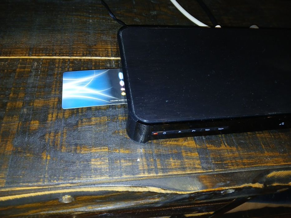 Box de TV  Nós com Comando + cartão