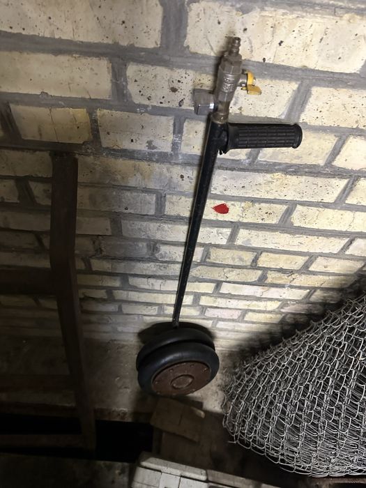 Продам 3 пневмодомкрата пневмоподушки 4т