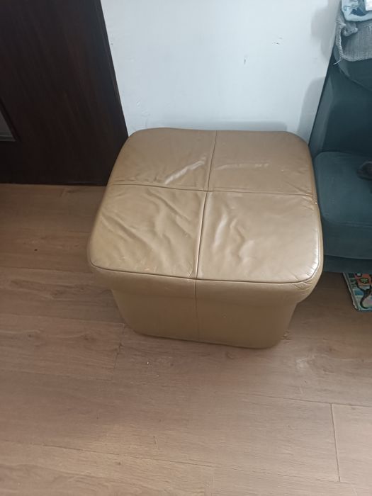 Witam. Oddam za darmo meble.