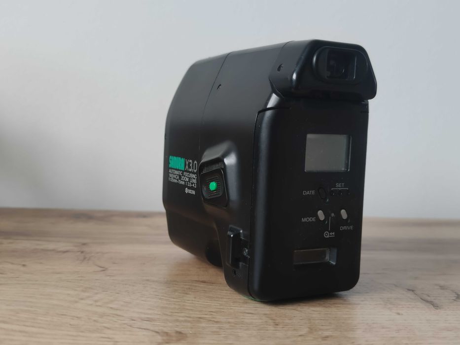 Kyocera Yashica SAMURAI x3.0 Black Green Half Frame Film
