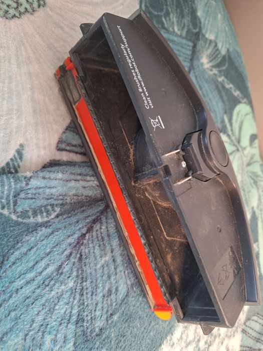 irobot roomba  pojemnik na brud