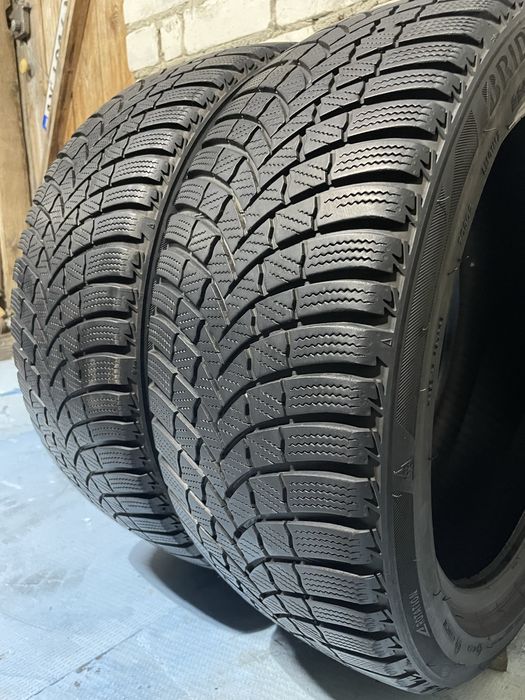 BRIDGESTONE Blizzak LM001 evo 225 45 r17