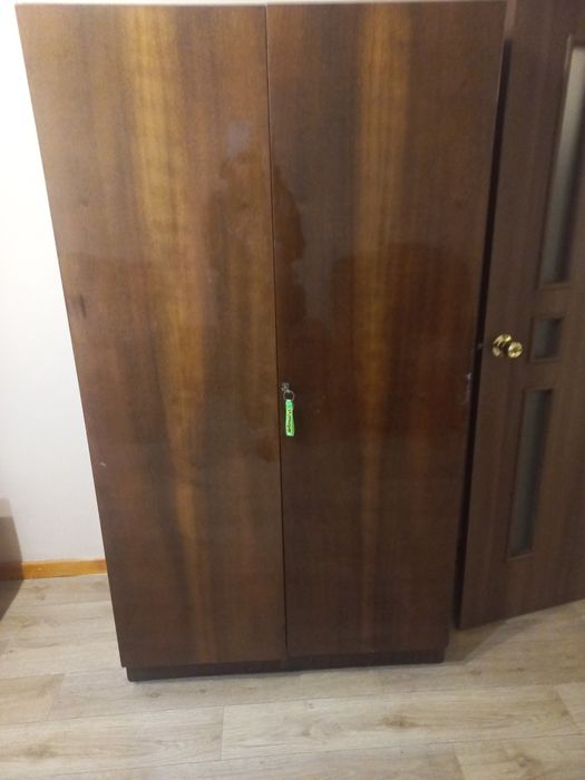 Меблі, шафа, триляж, сервант,телевізор