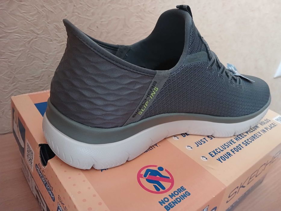 Кросівки чоловічі Skechers 43p.