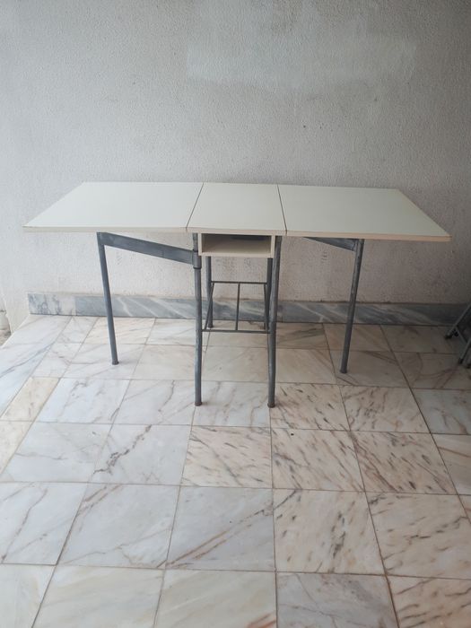 Mesa de Cozinha Barata para Desocupar