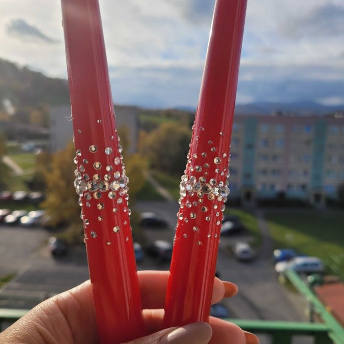 Świece dekorowane cyrkoniami