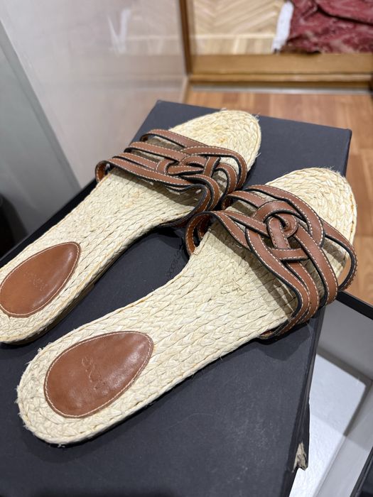 Тапочки шлепанцы mango