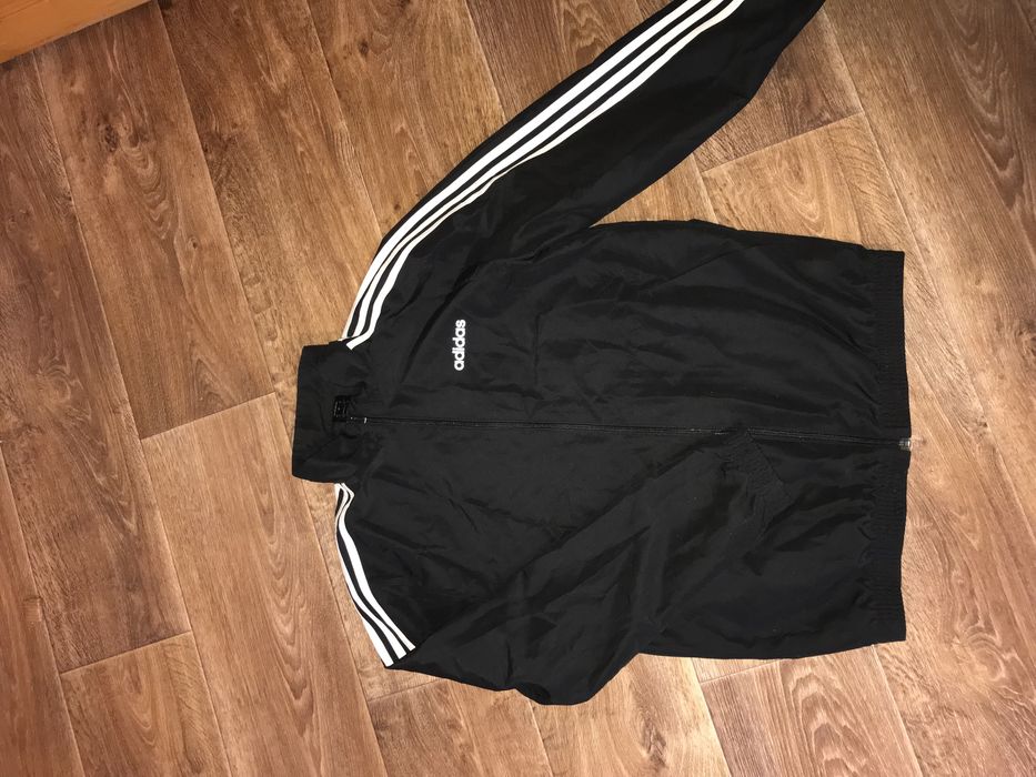 Костюм adidas спортивный