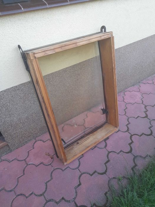 Wyłaz  dachowy, 70x50