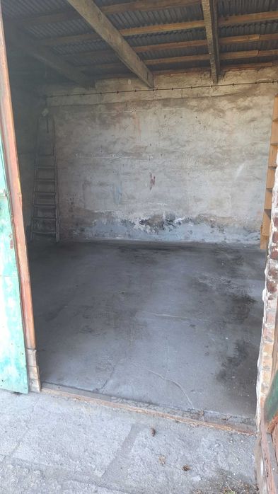 Garaż murowany w Żłobiźnie 19 m² - Widok 2
