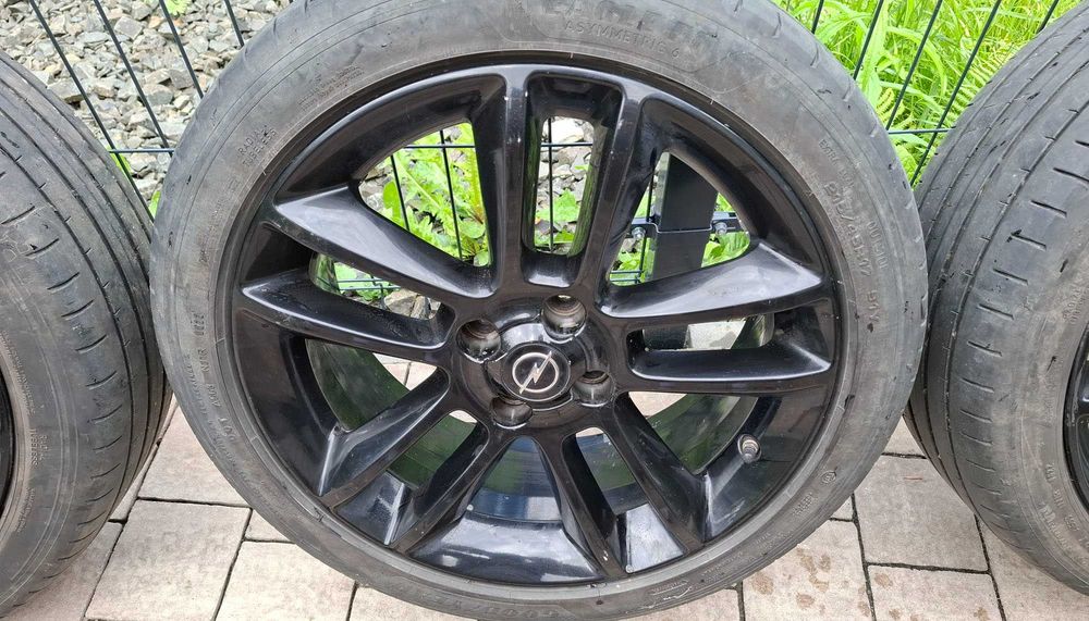 Alufelgi 17 Opel czarne plus opony