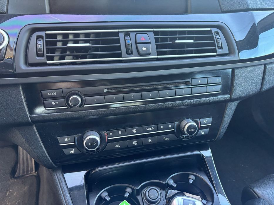 BMW f11 520d Luxury Line – FULL EXTRAS