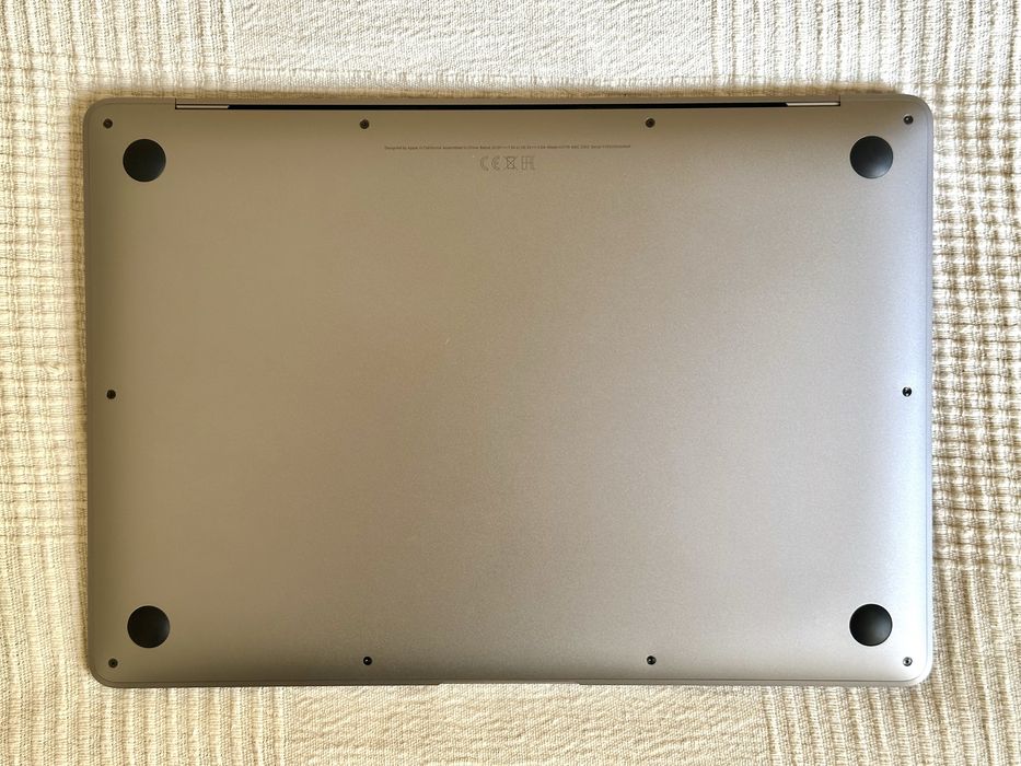 Apple MacBook Air 13” 2020 A2179 + Magic Mouse
