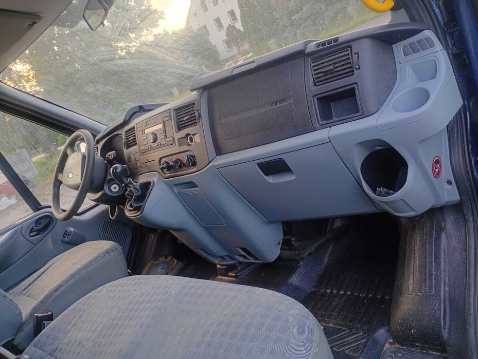 ford transit 2400 cm  2009 r przebieg 120000 km stan b dobry