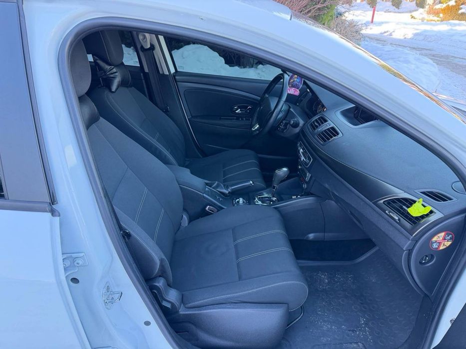 Рено Меган 3 автомат