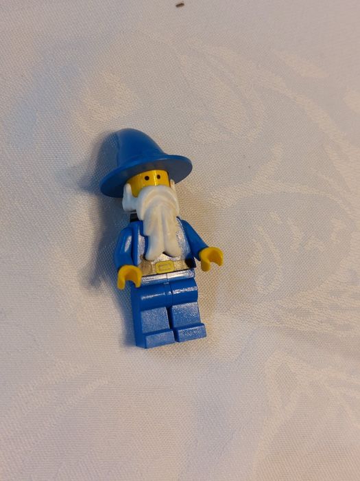 Lego castel minifigurka majisto wizard  cas019
