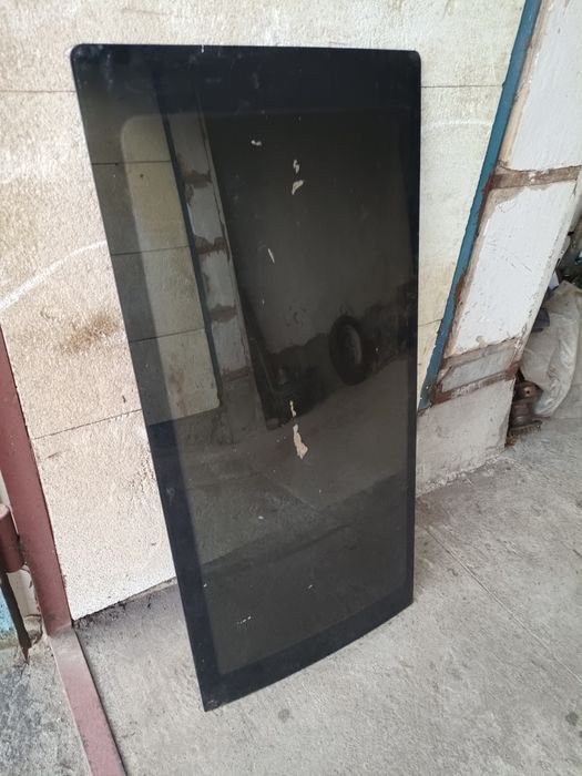 Вікно Мерседес Віто 638