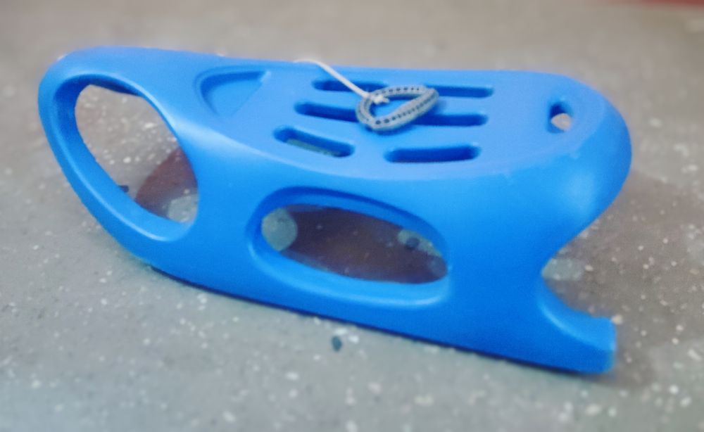 Санки дитячі пластикові