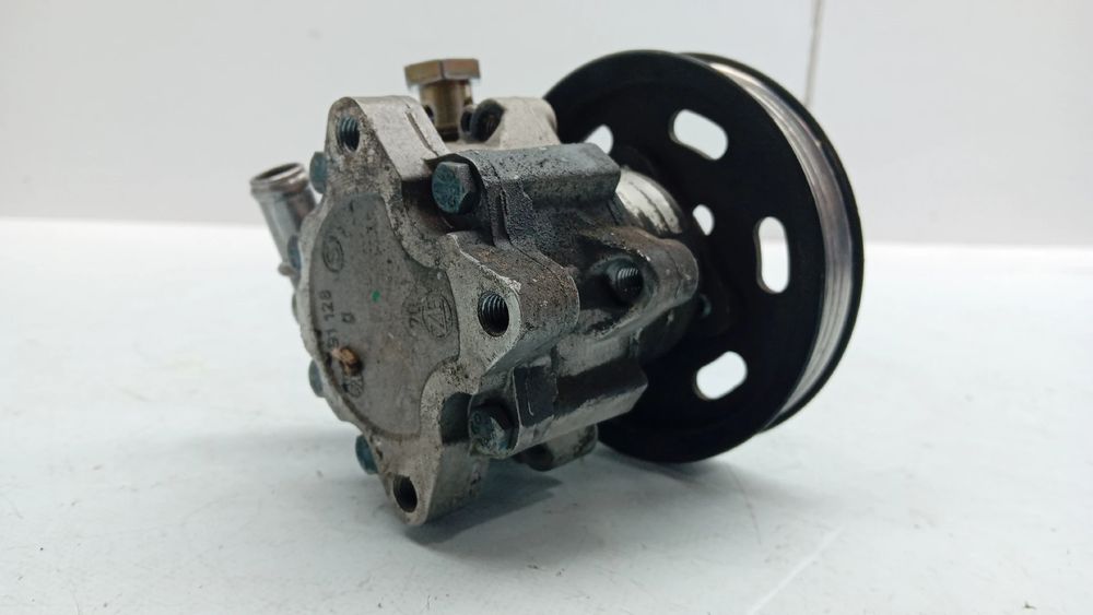 Bomba de direção AUDI A4 (8E2, B6)