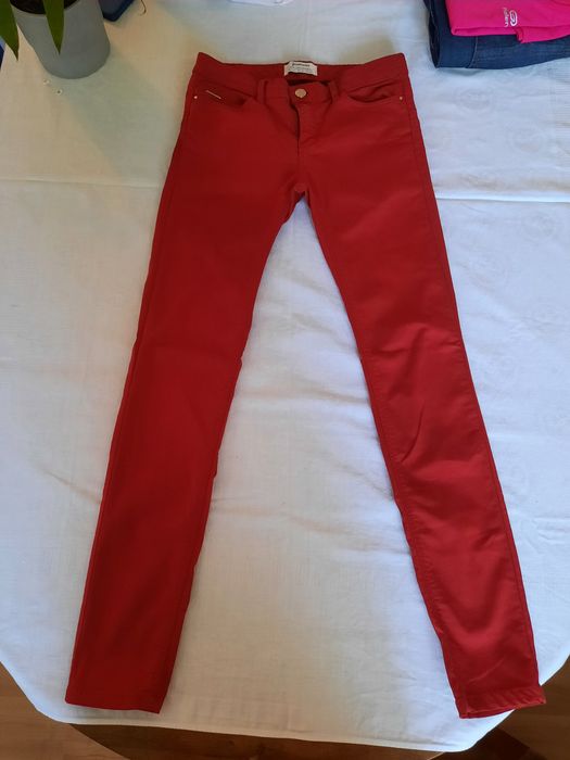Spodnie Stradivarius slim fit czerwone rozmiar 28 M