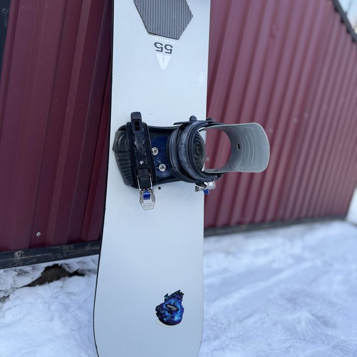 Продам сноуборд 154 см