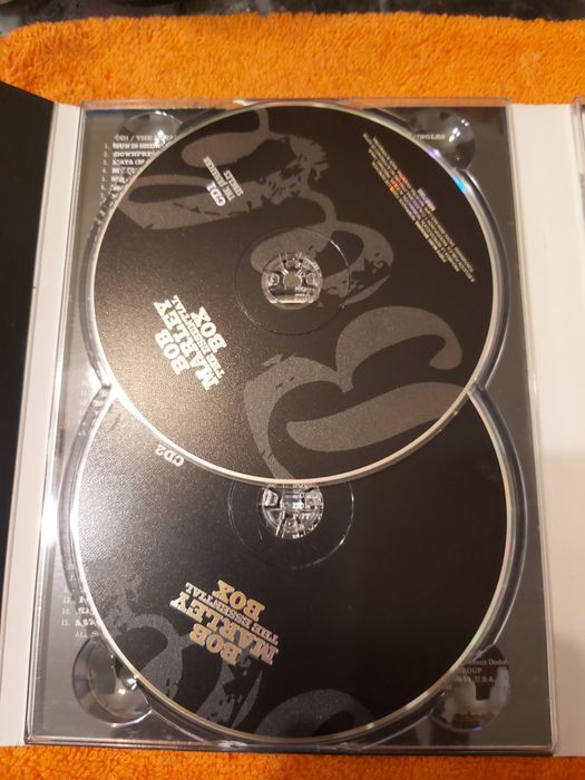 Bob Marley The Essencial Box 6 Cds  Box Set
