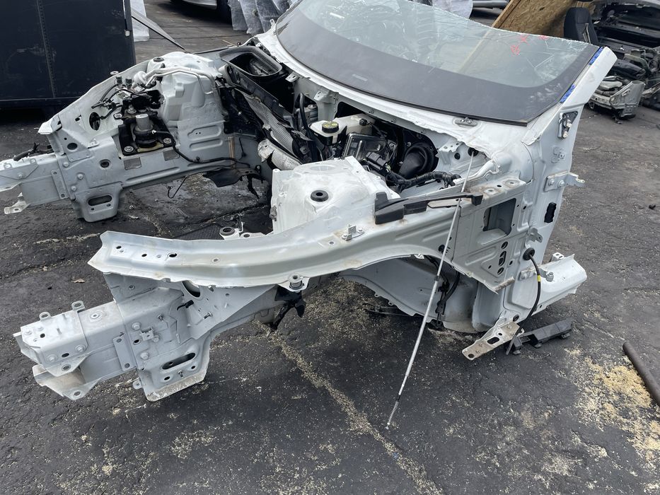 Volvo V60 II ćwiartka lewa przednia