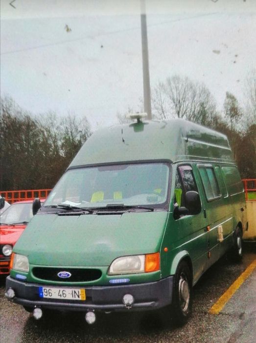 Serralheiro/Mecânico e Soldo, Ofereço-me para trabalhar em Portugal