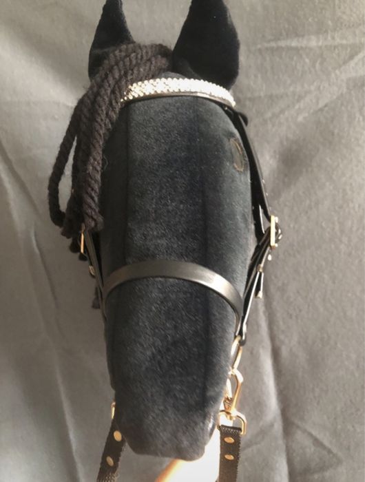 Hobby horse z ogłowiem