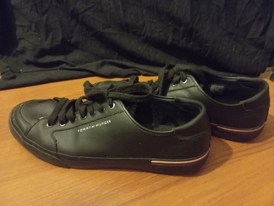 Sneakersy skórzane męskie Tommy Hilfiger rozmiar 45