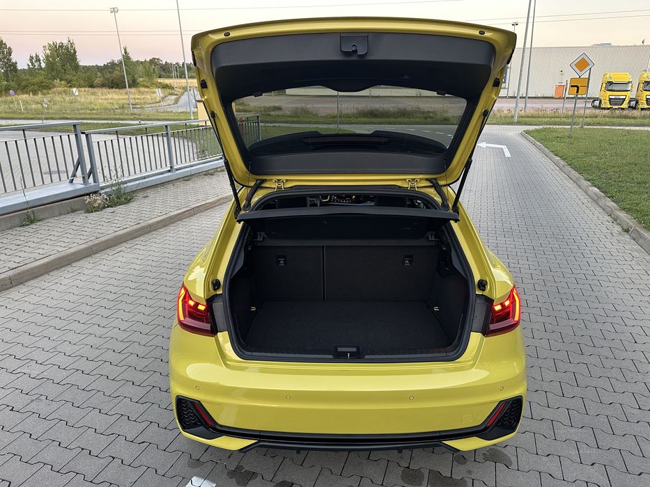 Audi A1 S- line bogata wersja od osoby prywatnej