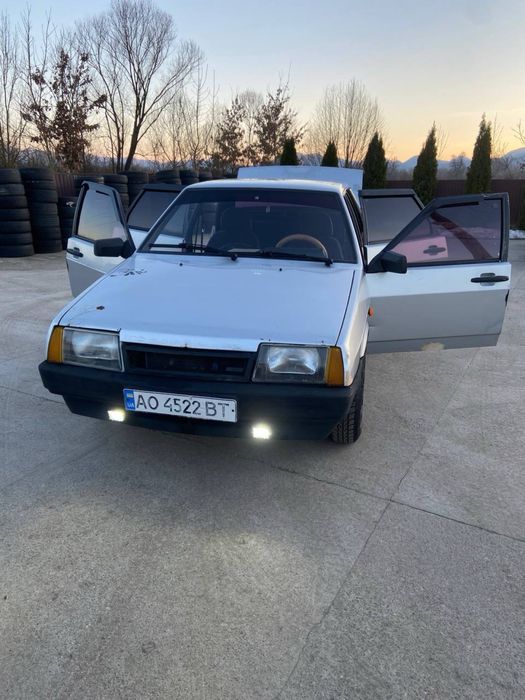 Продам ваз 21099