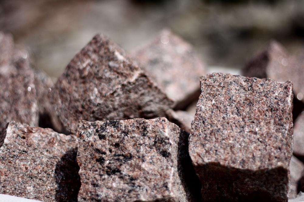 Kostka granitowa czerwona 8/11 Vanga