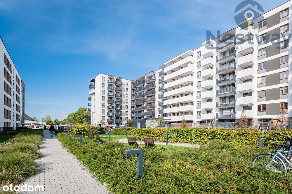 Myśliwska| 2 Pokoje| M postojowe|| Do wejścia