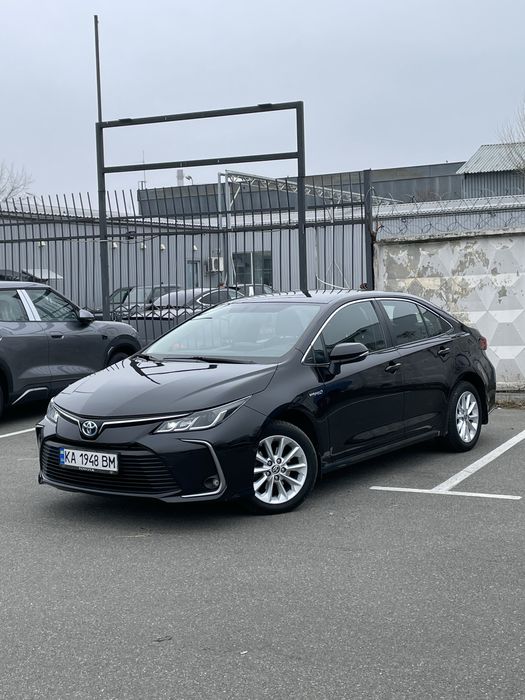 Офіційний автомобіль! Без підкрасів. Авто в чудовому візуальному та технічному стані. Більш детально по телефону.
