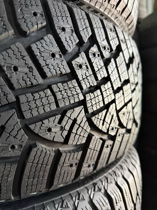 225/55R17 Continental 2025p