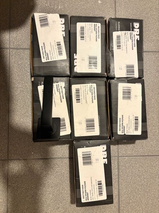 Nowe klamki DRE Wega CM czarny mat