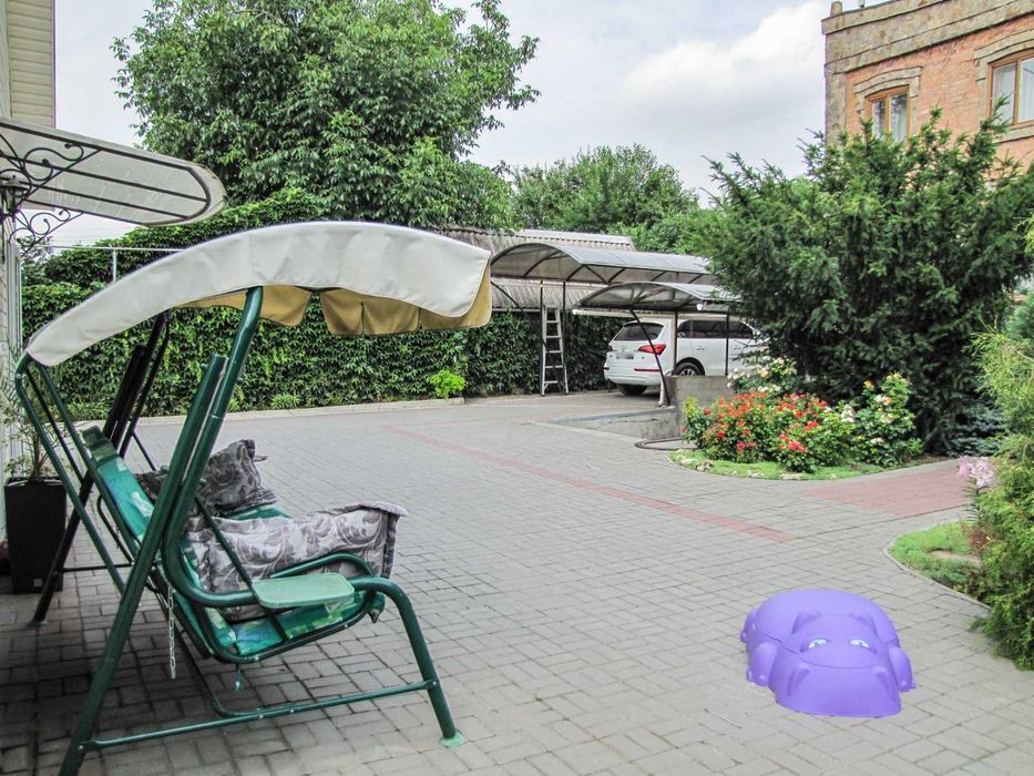 Продам элитный 2-х эт. дом в ЦЕНТРЕ Шевченковского района.