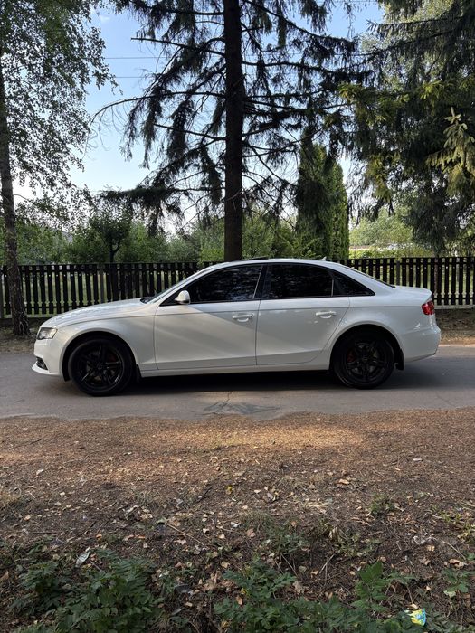Audi A4 2011 VIN WAUZZZ8K9CA071250 фото оголошення 2 з 8
