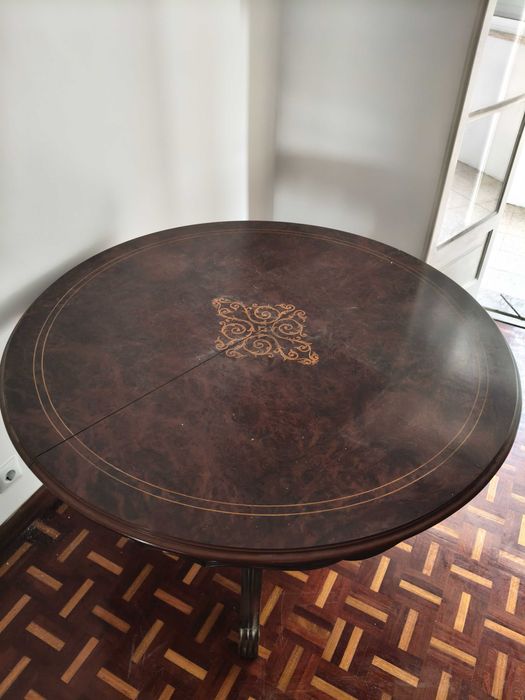Conjunto Sala de Jantar em Madeira Maciça - 2 Peças