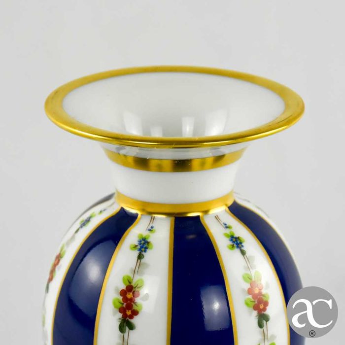 Par de Jarras porcelana Vista Alegre, Clube dos Coleccionadores