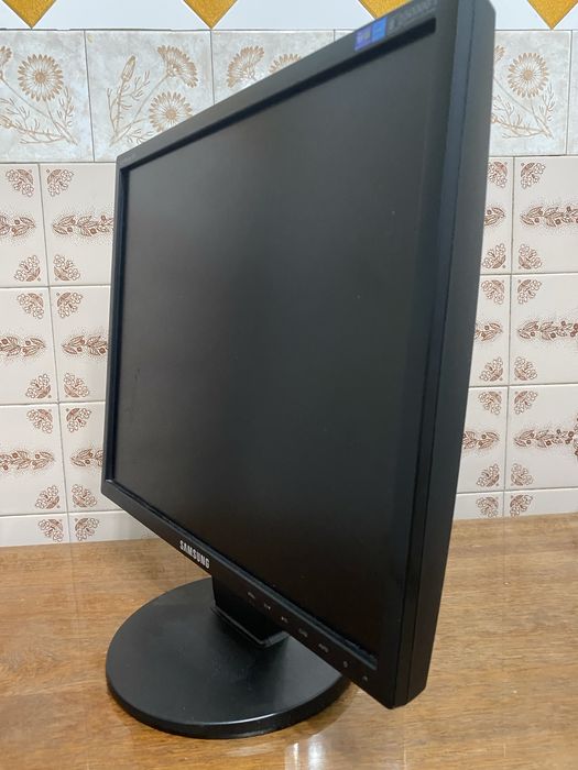 Монітор Samsung SyncMaster 943N