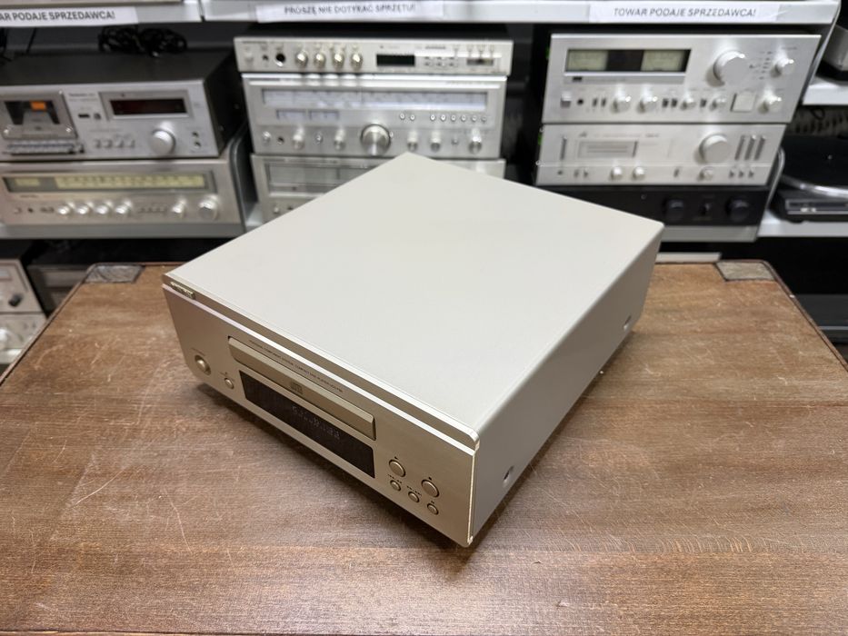 Odtwarzacz płyt CD Denon UCD-F88 Audio Room