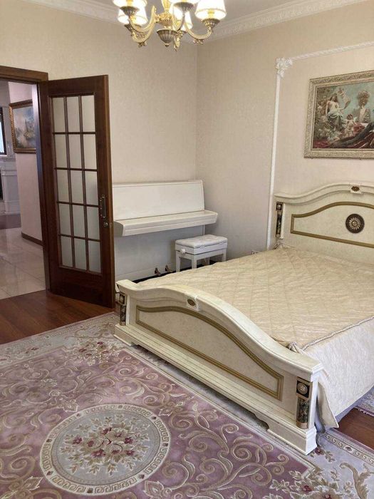 Продажа! классная 4комнатная паркоместо Центр Старокозацкая Парк Глобы