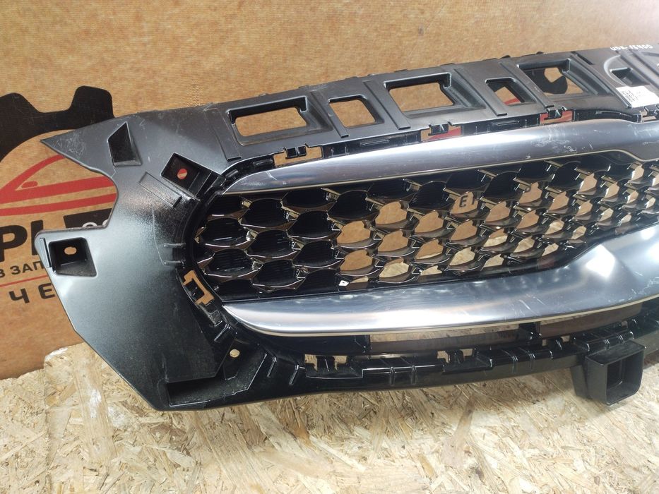 Kia XCeed X-Ceed 19- Накладка решетка радиатора 86351-J7CB0