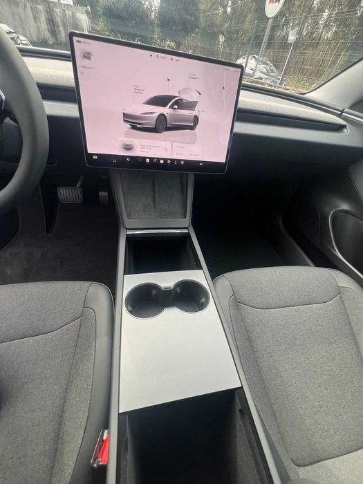 Motorista TVDE - 24h - Tesla Model 3 - 0 KM