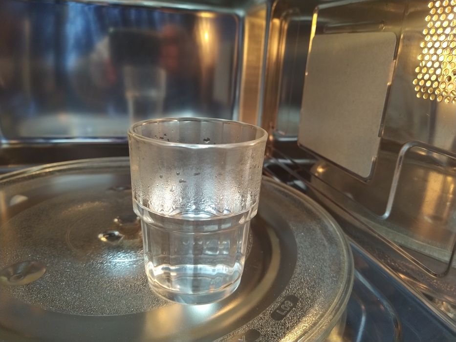 Micro-ondas com grill cozinha casa quarto apartamento vivenda escritório gabinete.