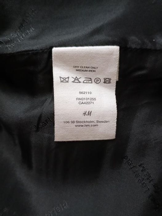Лімітований піджак Karl Lagerfeld x H&M