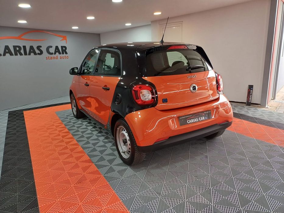 Smart ForFour EQ Business Solution